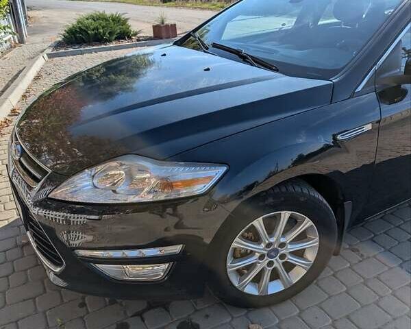 Чорний Форд Мондео, об'ємом двигуна 2 л та пробігом 255 тис. км за 6350 $, фото 2 на Automoto.ua