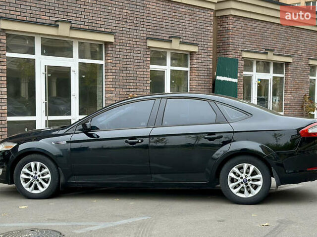 Черный Форд Мондео, объемом двигателя 2 л и пробегом 330 тыс. км за 7190 $, фото 9 на Automoto.ua