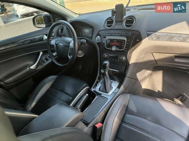 Черный Форд Мондео, объемом двигателя 2 л и пробегом 80 тыс. км за 11500 $, фото 23 на Automoto.ua