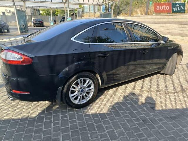 Черный Форд Мондео, объемом двигателя 2 л и пробегом 80 тыс. км за 11500 $, фото 7 на Automoto.ua