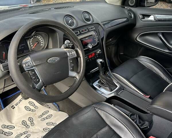 Чорний Форд Мондео, об'ємом двигуна 2 л та пробігом 292 тис. км за 7300 $, фото 17 на Automoto.ua