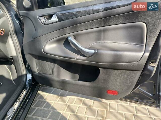 Черный Форд Мондео, объемом двигателя 2 л и пробегом 80 тыс. км за 11500 $, фото 18 на Automoto.ua