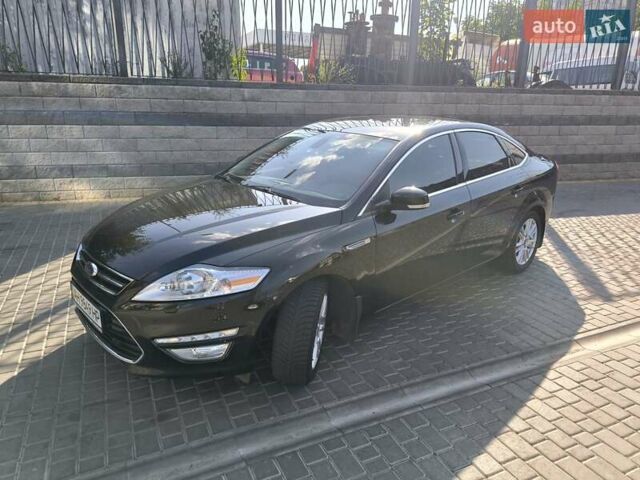 Черный Форд Мондео, объемом двигателя 2 л и пробегом 80 тыс. км за 11500 $, фото 4 на Automoto.ua