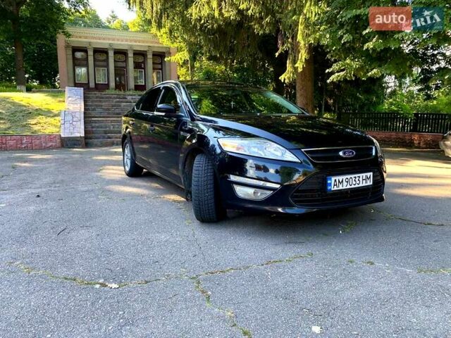 Черный Форд Мондео, объемом двигателя 1.6 л и пробегом 267 тыс. км за 7000 $, фото 1 на Automoto.ua