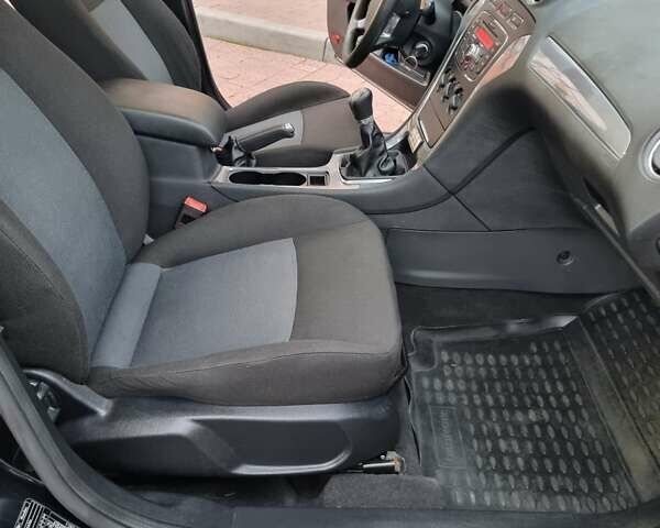 Чорний Форд Мондео, об'ємом двигуна 1.6 л та пробігом 178 тис. км за 6300 $, фото 20 на Automoto.ua