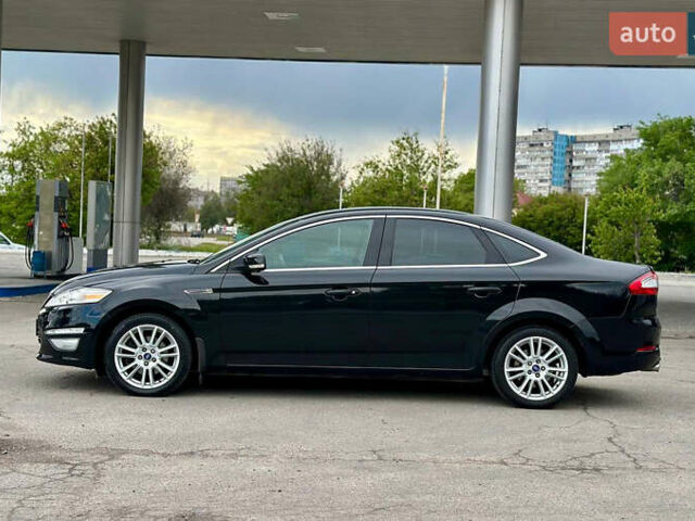 Чорний Форд Мондео, об'ємом двигуна 2 л та пробігом 80 тис. км за 8888 $, фото 4 на Automoto.ua