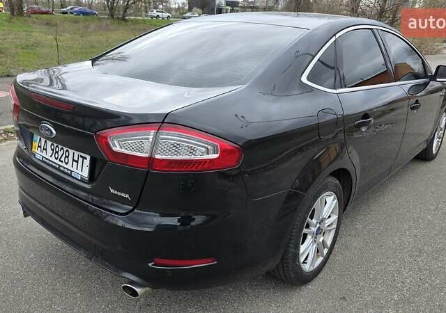 Чорний Форд Мондео, об'ємом двигуна 2 л та пробігом 67 тис. км за 11900 $, фото 4 на Automoto.ua