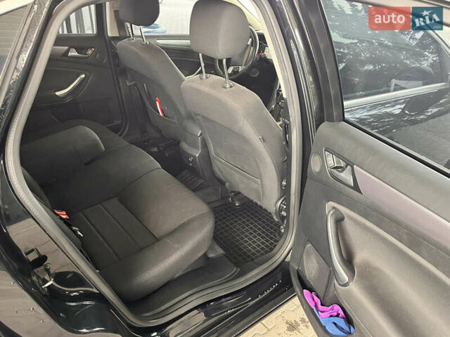 Черный Форд Мондео, объемом двигателя 2 л и пробегом 206 тыс. км за 8900 $, фото 27 на Automoto.ua