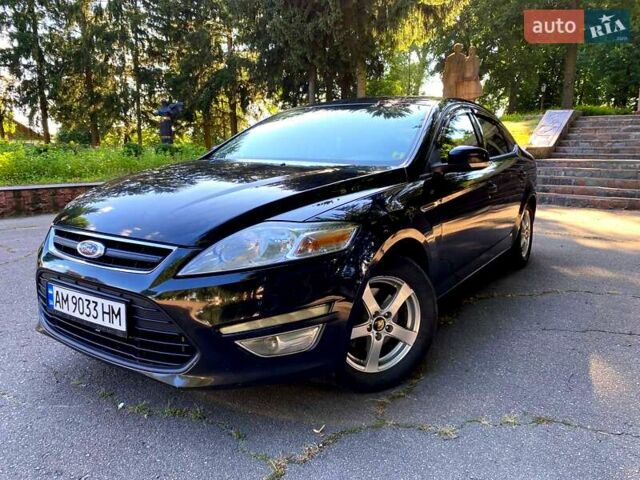 Черный Форд Мондео, объемом двигателя 1.6 л и пробегом 267 тыс. км за 7000 $, фото 4 на Automoto.ua