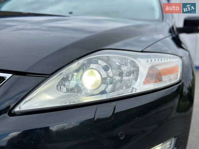 Черный Форд Мондео, объемом двигателя 2 л и пробегом 80 тыс. км за 8888 $, фото 23 на Automoto.ua