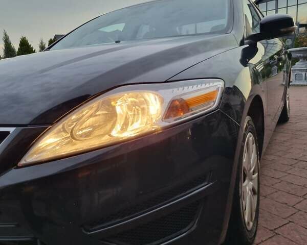 Чорний Форд Мондео, об'ємом двигуна 1.6 л та пробігом 178 тис. км за 6300 $, фото 7 на Automoto.ua