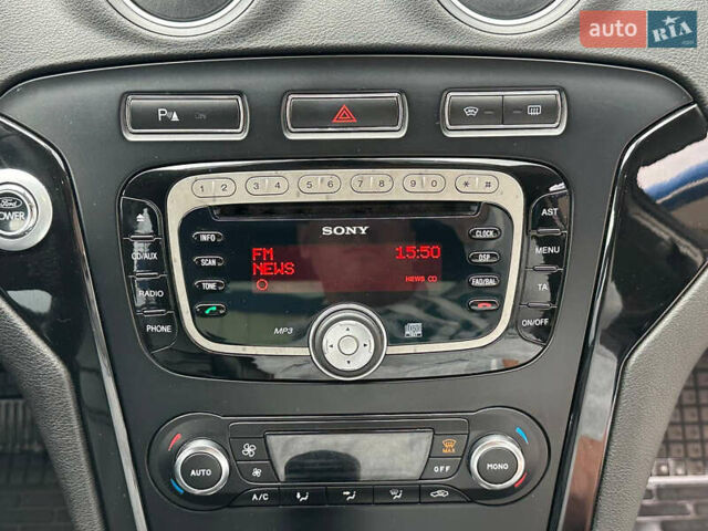 Черный Форд Мондео, объемом двигателя 2 л и пробегом 80 тыс. км за 8888 $, фото 15 на Automoto.ua