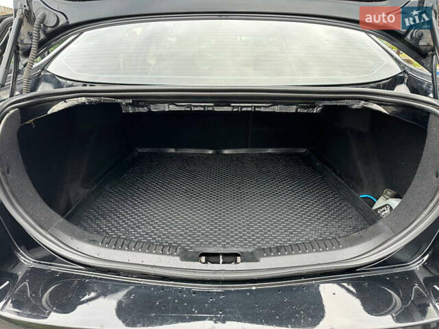 Черный Форд Мондео, объемом двигателя 2 л и пробегом 80 тыс. км за 8888 $, фото 21 на Automoto.ua