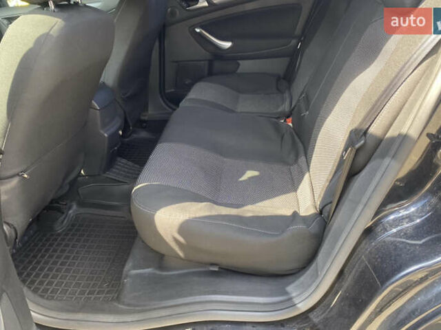 Черный Форд Мондео, объемом двигателя 2 л и пробегом 144 тыс. км за 8500 $, фото 11 на Automoto.ua