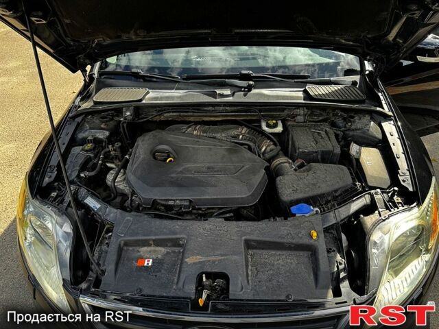 Черный Форд Мондео, объемом двигателя 1.6 л и пробегом 150 тыс. км за 7200 $, фото 4 на Automoto.ua