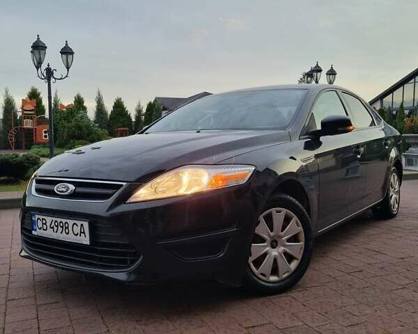 Черный Форд Мондео, объемом двигателя 1.6 л и пробегом 178 тыс. км за 6700 $, фото 2 на Automoto.ua