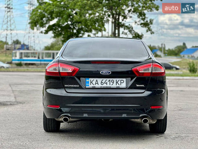 Черный Форд Мондео, объемом двигателя 2 л и пробегом 80 тыс. км за 8888 $, фото 3 на Automoto.ua