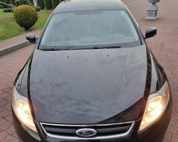 Черный Форд Мондео, объемом двигателя 1.6 л и пробегом 178 тыс. км за 6700 $, фото 12 на Automoto.ua