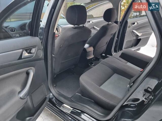 Чорний Форд Мондео, об'ємом двигуна 1.6 л та пробігом 151 тис. км за 6800 $, фото 7 на Automoto.ua