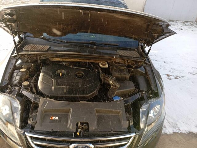 Чорний Форд Мондео, об'ємом двигуна 2 л та пробігом 159 тис. км за 9500 $, фото 3 на Automoto.ua