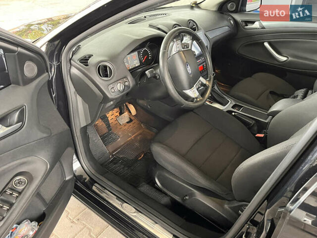 Черный Форд Мондео, объемом двигателя 2 л и пробегом 206 тыс. км за 8000 $, фото 21 на Automoto.ua