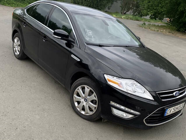 Черный Форд Мондео, объемом двигателя 2 л и пробегом 144 тыс. км за 8500 $, фото 3 на Automoto.ua