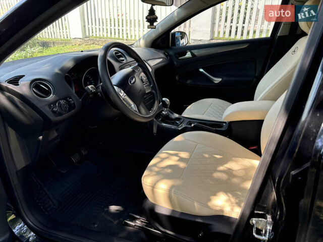 Черный Форд Мондео, объемом двигателя 1.56 л и пробегом 210 тыс. км за 8100 $, фото 8 на Automoto.ua