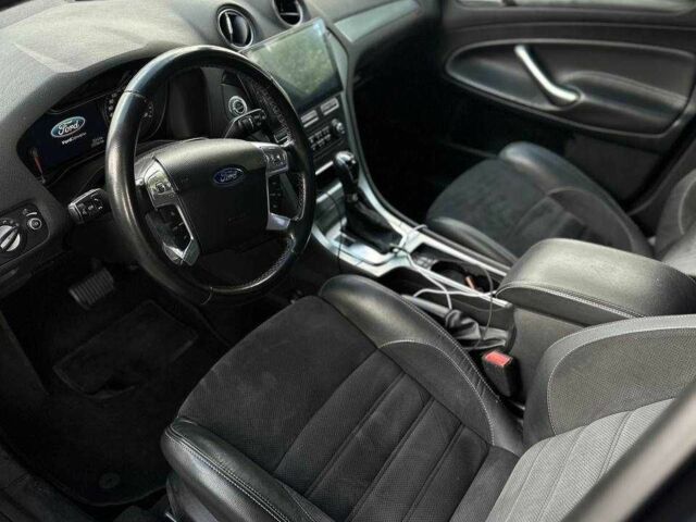 Чорний Форд Мондео, об'ємом двигуна 2 л та пробігом 236 тис. км за 7000 $, фото 5 на Automoto.ua