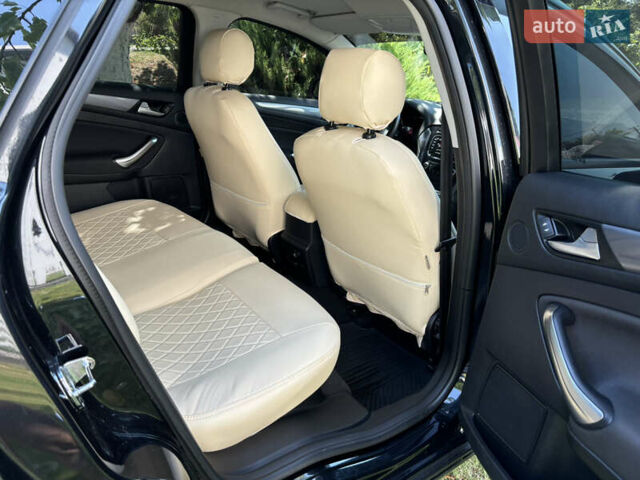 Черный Форд Мондео, объемом двигателя 1.56 л и пробегом 210 тыс. км за 8100 $, фото 12 на Automoto.ua