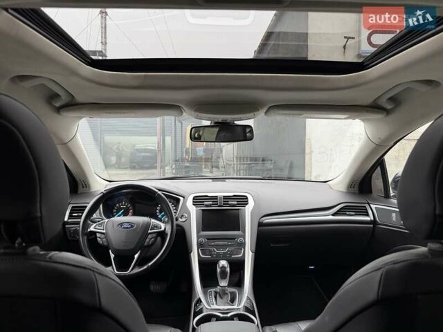 Черный Форд Мондео, объемом двигателя 2 л и пробегом 170 тыс. км за 8700 $, фото 27 на Automoto.ua