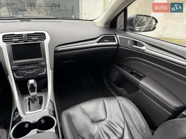 Черный Форд Мондео, объемом двигателя 2 л и пробегом 170 тыс. км за 8700 $, фото 29 на Automoto.ua