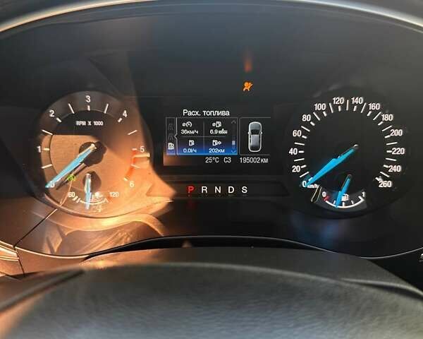 Чорний Форд Мондео, об'ємом двигуна 2 л та пробігом 195 тис. км за 12500 $, фото 8 на Automoto.ua