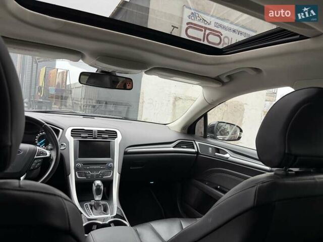 Черный Форд Мондео, объемом двигателя 2 л и пробегом 170 тыс. км за 8700 $, фото 26 на Automoto.ua