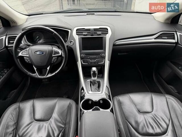 Черный Форд Мондео, объемом двигателя 2 л и пробегом 170 тыс. км за 8700 $, фото 32 на Automoto.ua