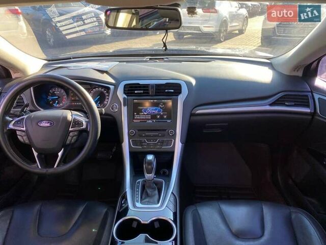 Черный Форд Мондео, объемом двигателя 2 л и пробегом 131 тыс. км за 9900 $, фото 9 на Automoto.ua
