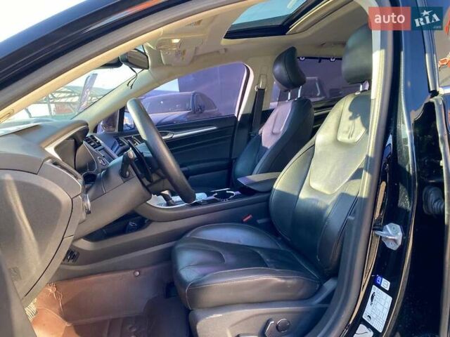 Черный Форд Мондео, объемом двигателя 2 л и пробегом 131 тыс. км за 9900 $, фото 19 на Automoto.ua