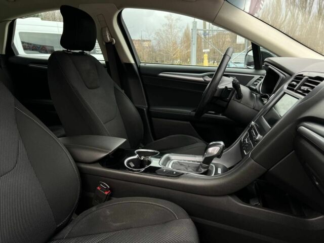 Черный Форд Мондео, объемом двигателя 2 л и пробегом 174 тыс. км за 15500 $, фото 12 на Automoto.ua