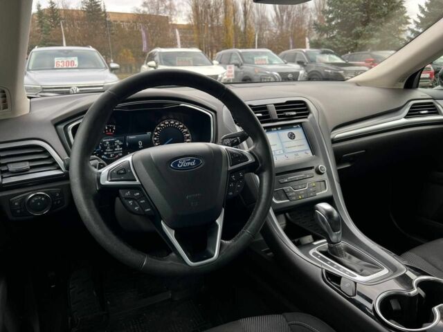 Черный Форд Мондео, объемом двигателя 2 л и пробегом 174 тыс. км за 15500 $, фото 15 на Automoto.ua