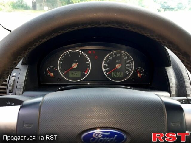 Черный Форд Мондео, объемом двигателя 2 л и пробегом 0 тыс. км за 3800 $, фото 1 на Automoto.ua