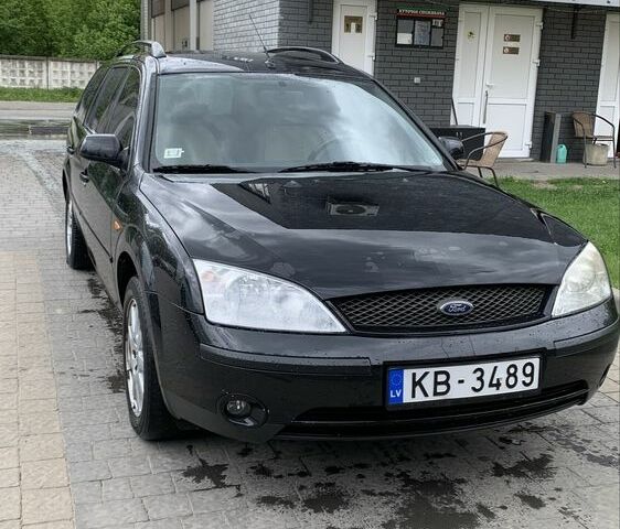 Чорний Форд Мондео, об'ємом двигуна 1.8 л та пробігом 245 тис. км за 1600 $, фото 5 на Automoto.ua