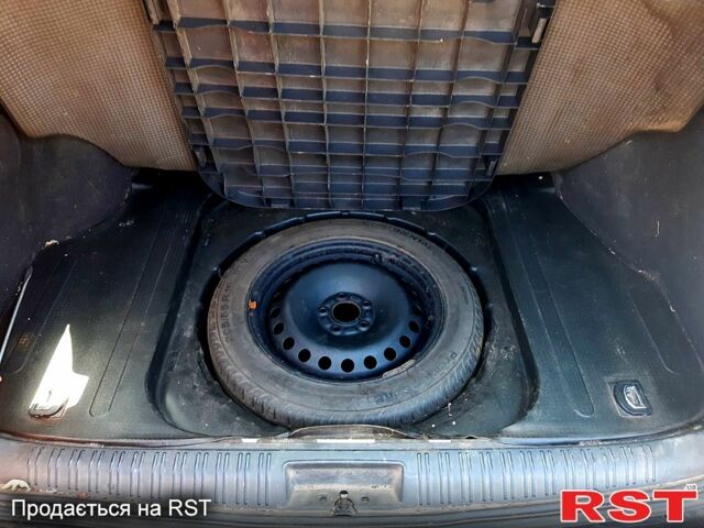 Черный Форд Мондео, объемом двигателя 2 л и пробегом 0 тыс. км за 3800 $, фото 5 на Automoto.ua