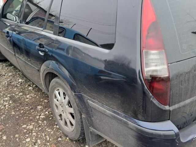 Черный Форд Мондео, объемом двигателя 2 л и пробегом 370 тыс. км за 3500 $, фото 3 на Automoto.ua