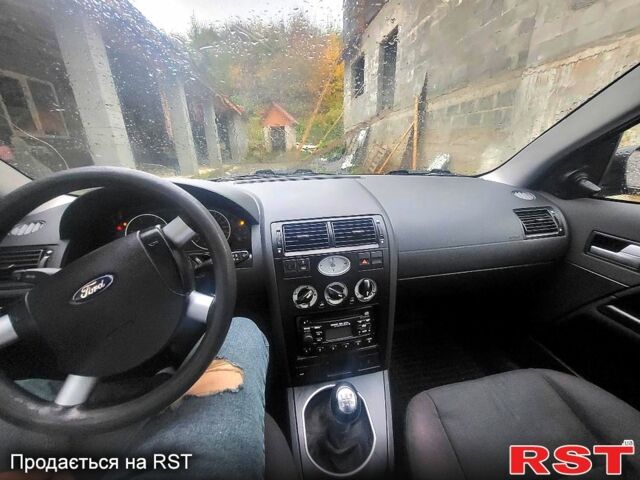 Черный Форд Мондео, объемом двигателя 2 л и пробегом 280 тыс. км за 4000 $, фото 2 на Automoto.ua