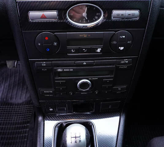 Черный Форд Мондео, объемом двигателя 2 л и пробегом 294 тыс. км за 3899 $, фото 26 на Automoto.ua