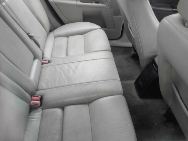 Черный Форд Мондео, объемом двигателя 2 л и пробегом 263 тыс. км за 2600 $, фото 6 на Automoto.ua