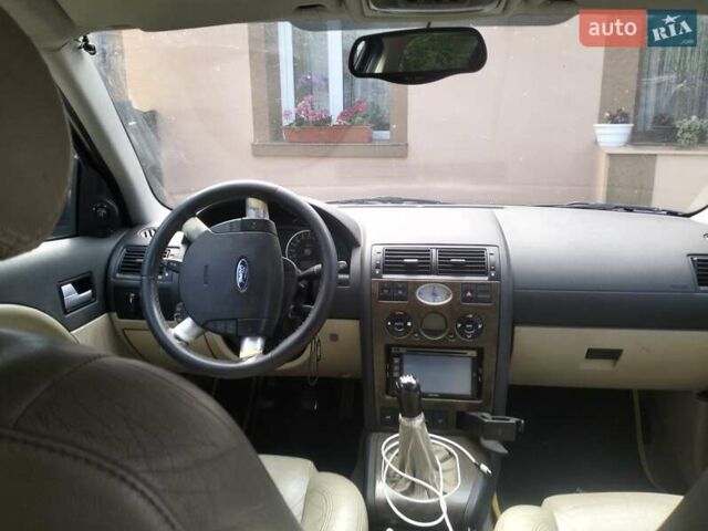 Черный Форд Мондео, объемом двигателя 2 л и пробегом 430 тыс. км за 3300 $, фото 1 на Automoto.ua