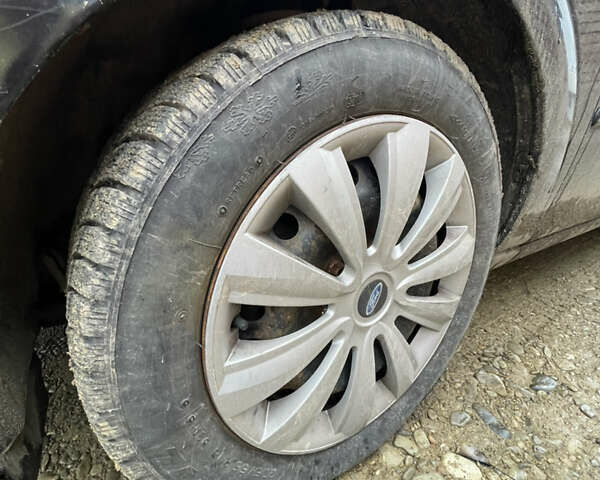 Черный Форд Мондео, объемом двигателя 2 л и пробегом 284 тыс. км за 2600 $, фото 23 на Automoto.ua