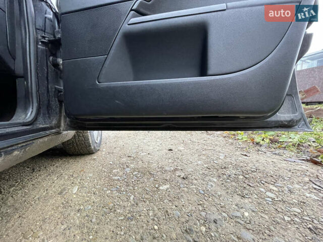 Черный Форд Мондео, объемом двигателя 2 л и пробегом 284 тыс. км за 2600 $, фото 13 на Automoto.ua