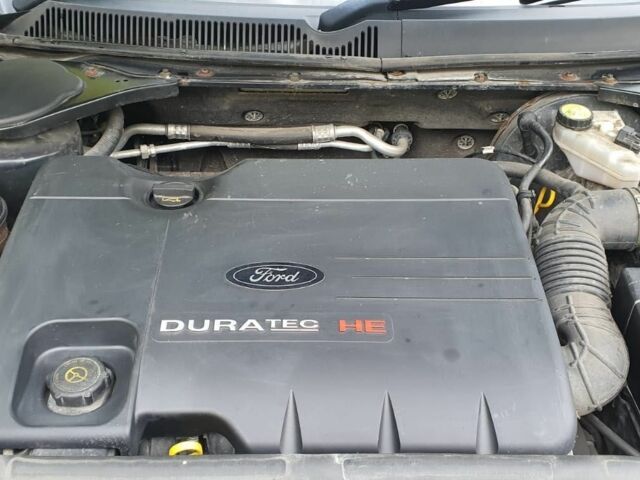 Черный Форд Мондео, объемом двигателя 2 л и пробегом 64 тыс. км за 4683 $, фото 6 на Automoto.ua