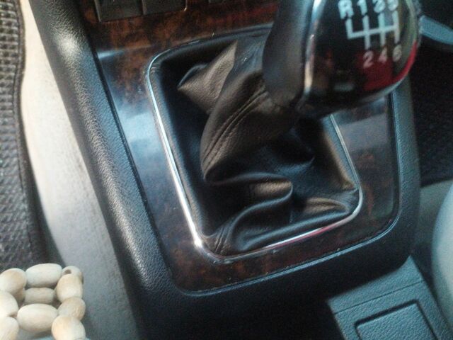 Форд Мондео 2004 в Луцке на Automoto.ua Черный Форд Мондео, объемом двигателя 2 л и пробегом 269 тыс. км за 3800 $, фото 3 на Automoto.ua